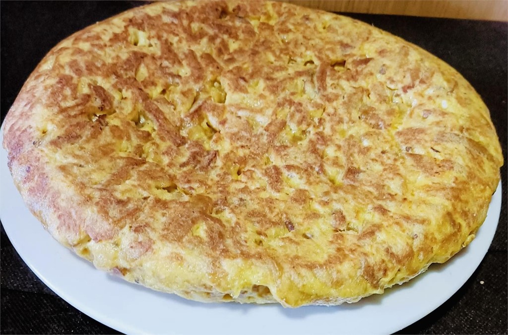 HOUSE OMELETTE - Image 1