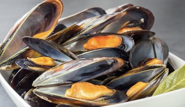 MEJILLONES AL VAPOR - Imagen 1